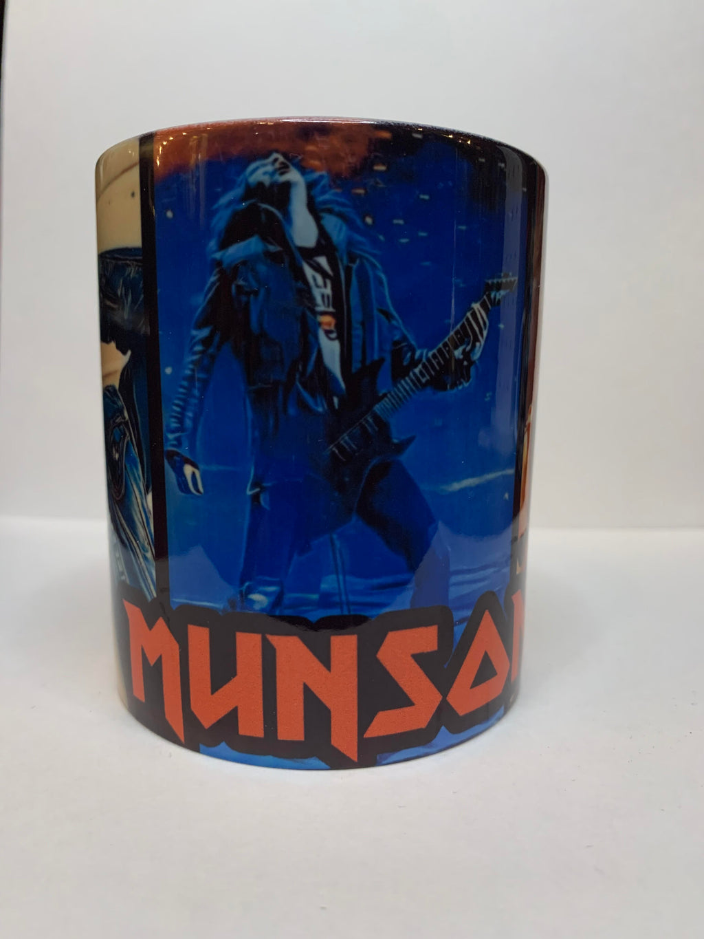 Taza de Eddie Munson • Cerámica de 11 oz • Regalo para fans de Stranger Things
